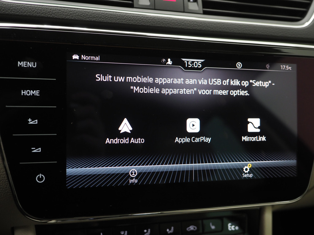 Škoda Superb Combi 1.4 TSI iV Laurin & Klement 30