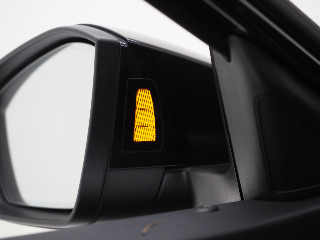 Škoda Superb Combi 1.4 TSI iV Laurin & Klement 57