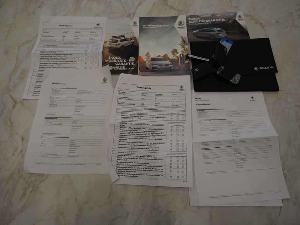 Škoda Superb Combi 1.4 TSI iV Laurin & Klement 7