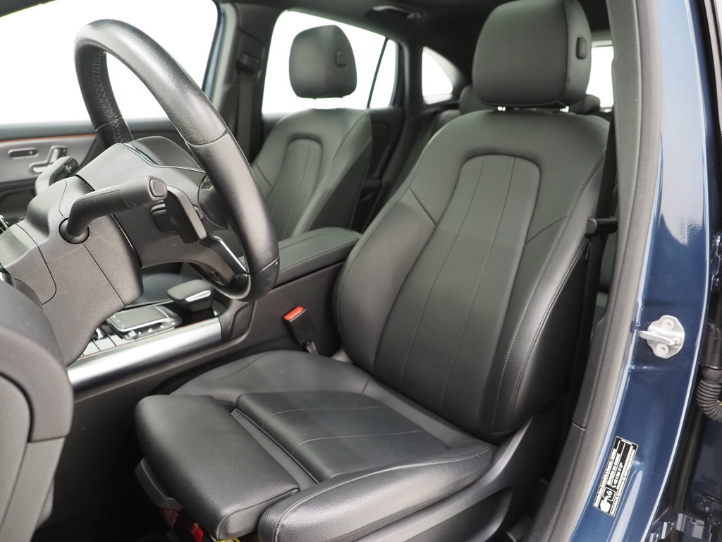 Mercedes-Benz GLA 250 e 41