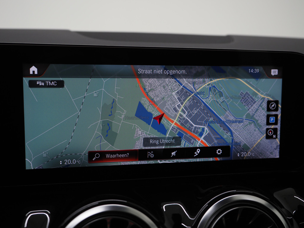 Mercedes-Benz GLA 250 e 65