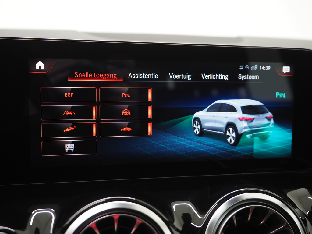 Mercedes-Benz GLA 250 e 66