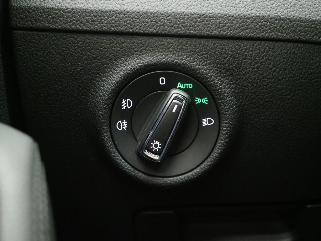 Škoda Superb Combi 1.4 TSI iV 218PK Style 65