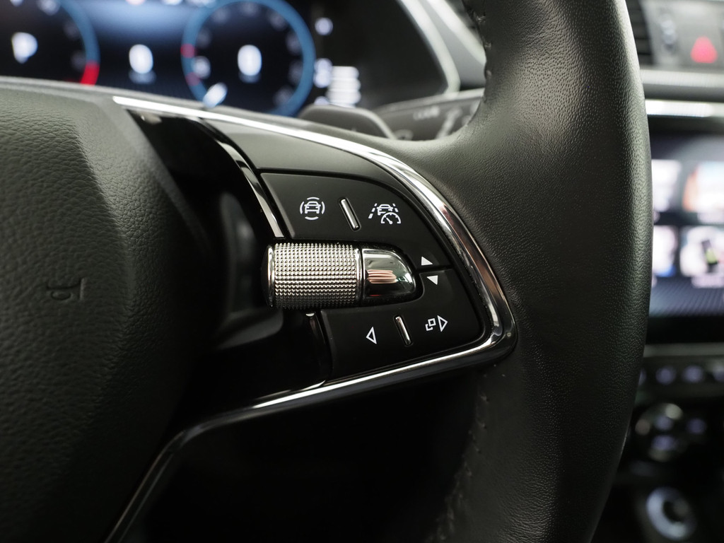 Škoda Superb Combi 1.4 TSI iV 218PK Style 69