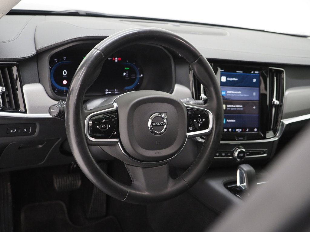 Volvo V90 2.0 T6 Plug-in hybrid AWD Plus Dark Long Range 18