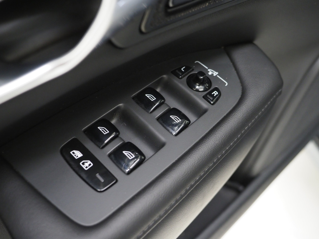 Volvo V90 2.0 T6 Plug-in hybrid AWD Plus Dark Long Range 20