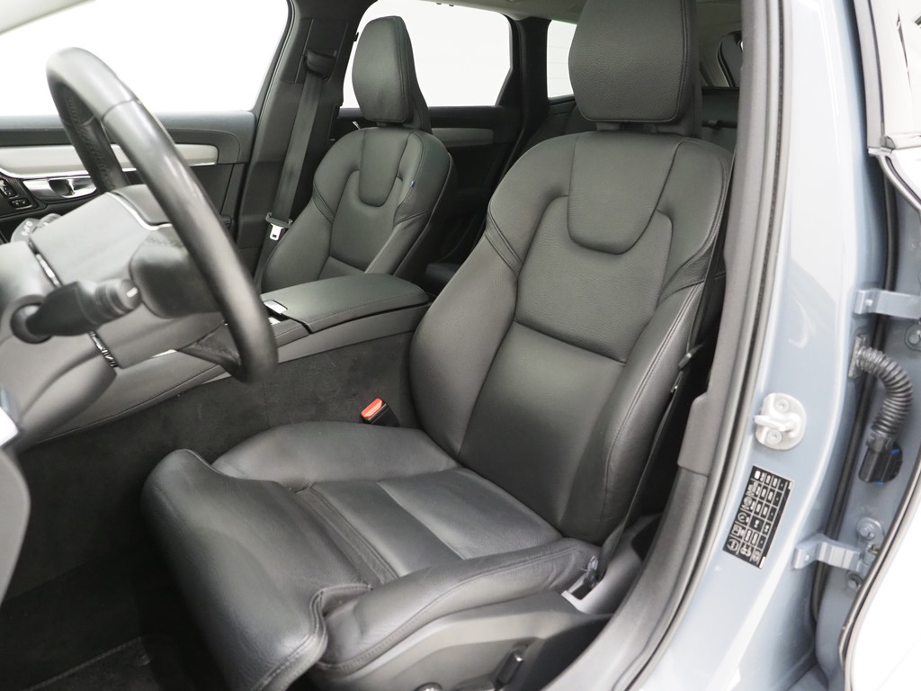 Volvo V90 2.0 T6 Plug-in hybrid AWD Plus Dark Long Range 3