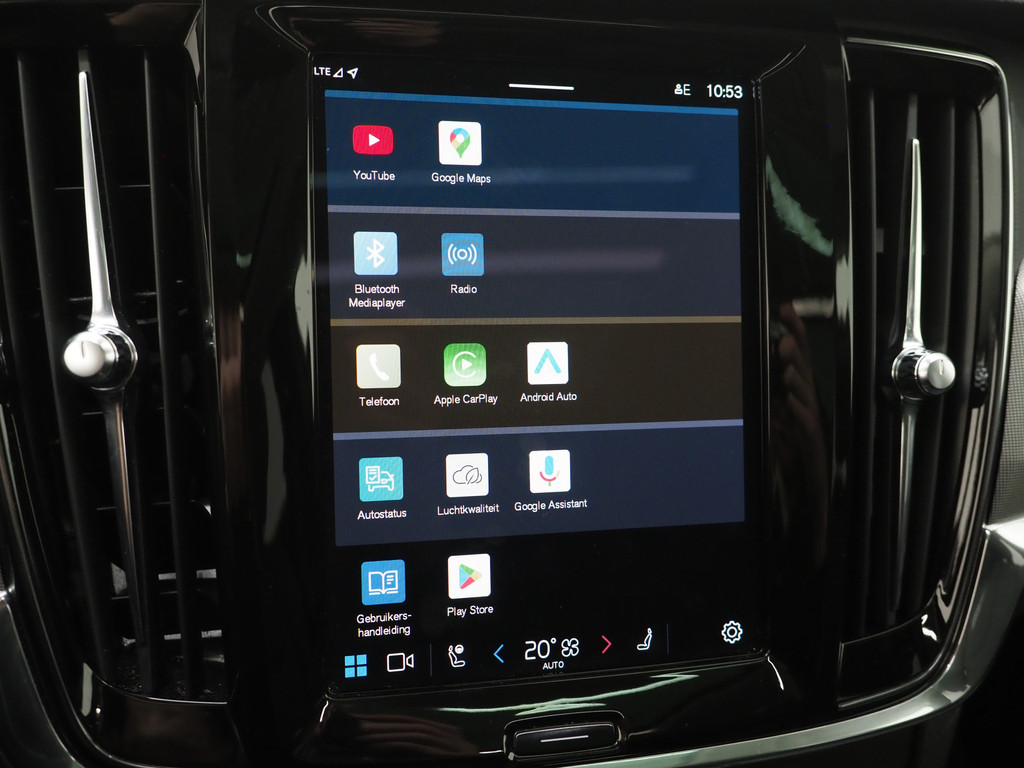 Volvo V90 2.0 T6 Plug-in hybrid AWD Plus Dark Long Range 31