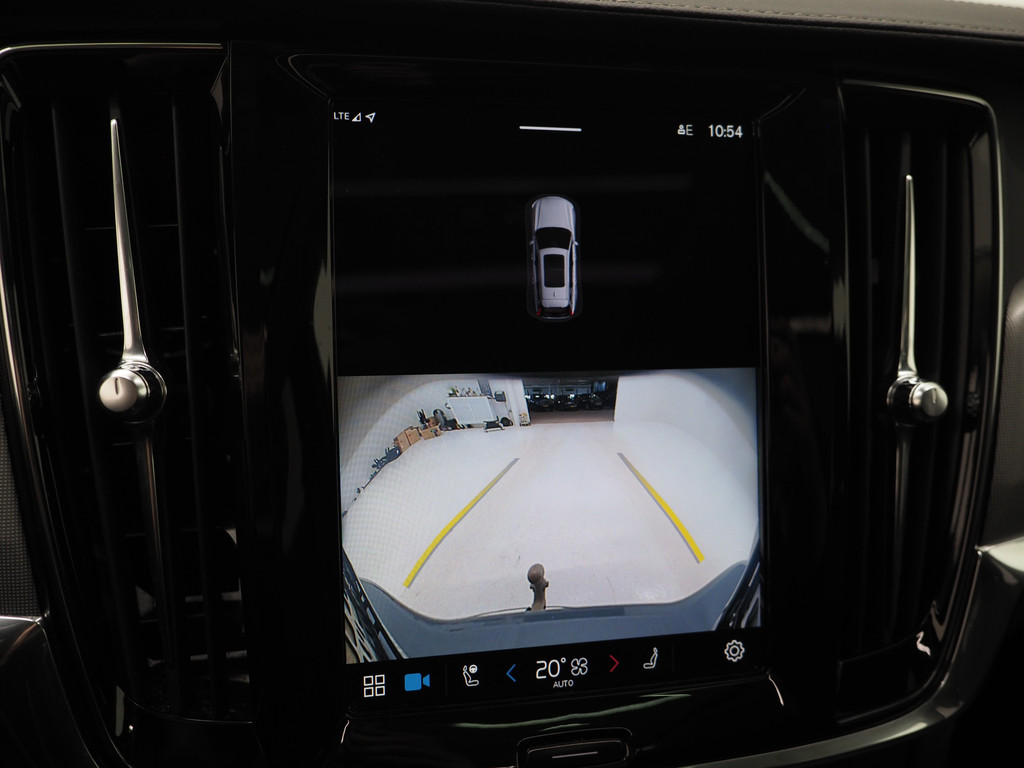 Volvo V90 2.0 T6 Plug-in hybrid AWD Plus Dark Long Range 34