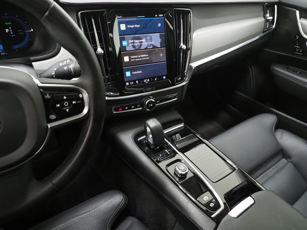 Volvo V90 2.0 T6 Plug-in hybrid AWD Plus Dark Long Range 82