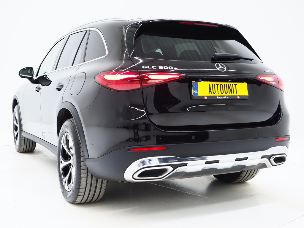 Mercedes-Benz GLC 300e 4MATIC 320PK 2