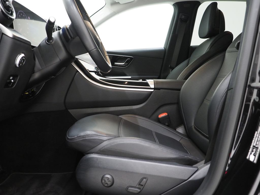 Mercedes-Benz GLC 300e 4MATIC 320PK 49