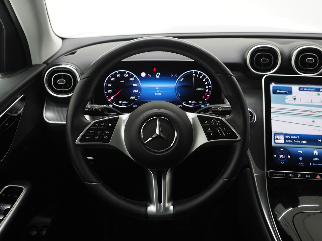 Mercedes-Benz GLC 300e 4MATIC 320PK 66