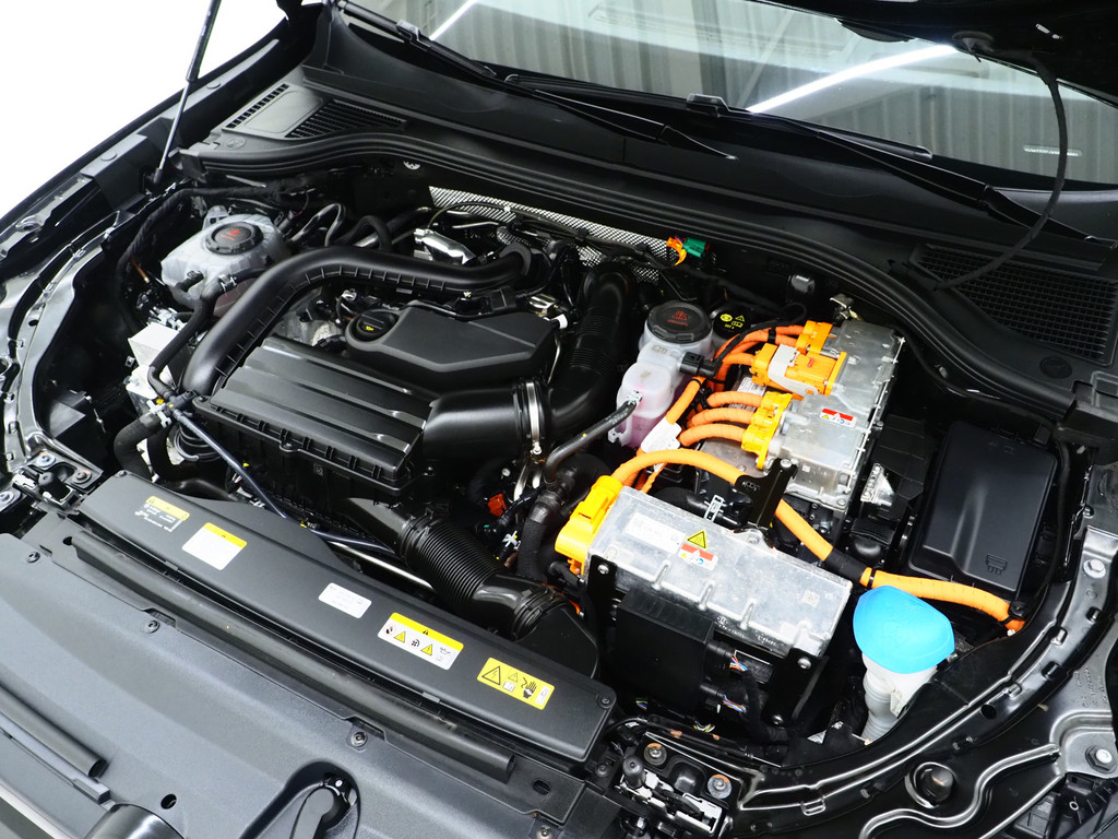 Volkswagen Passat Variant 1.5 eHybrid 204PK 49