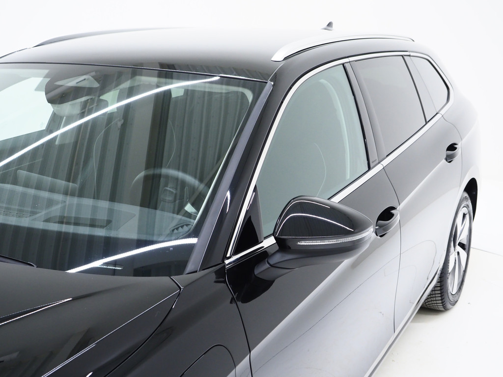 Volkswagen Passat Variant 1.5 eHybrid 204PK 5