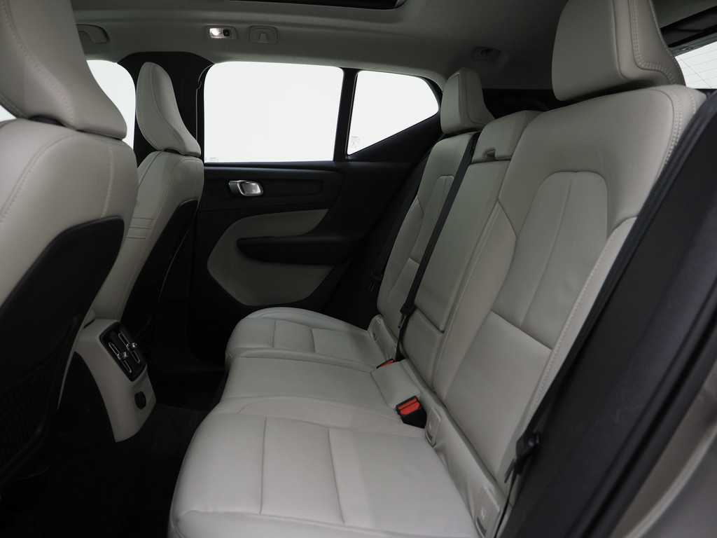 Volvo XC40 1.5 T5 Recharge Inscription 33