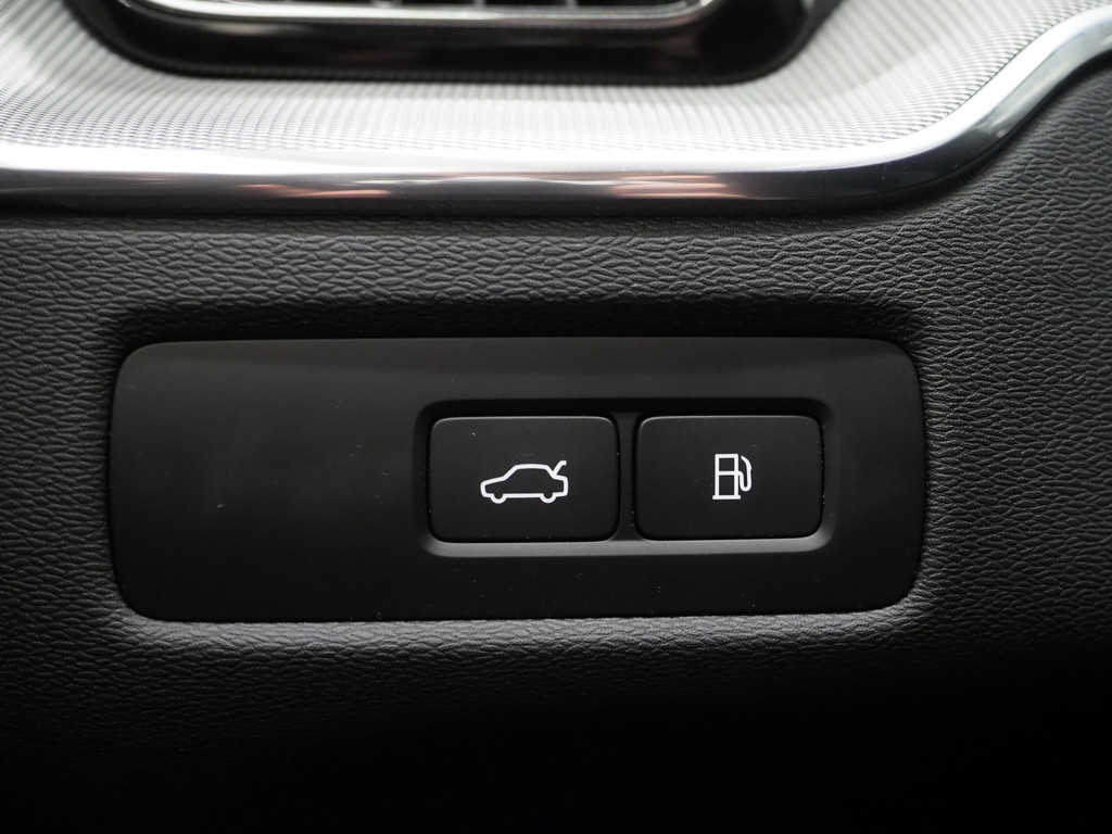 Volvo XC60 2.0 T6 Plug-in hybrid AWD Ultimate Dark Long Range 22