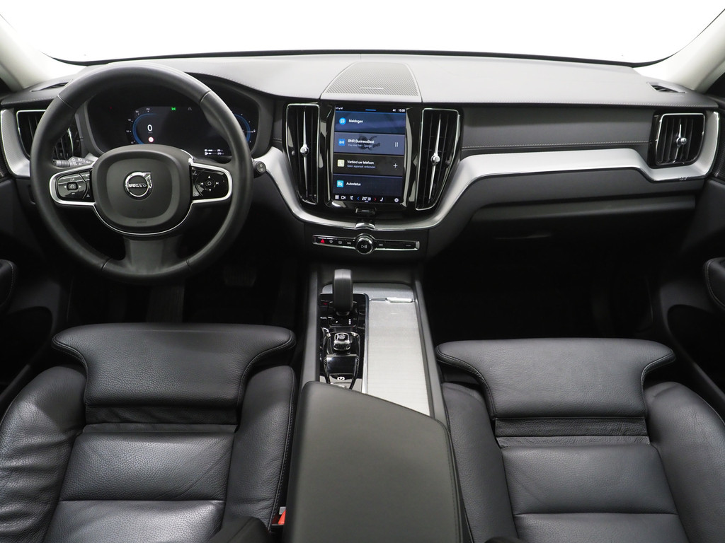 Volvo XC60 2.0 T6 Plug-in hybrid AWD Ultimate Dark Long Range 46