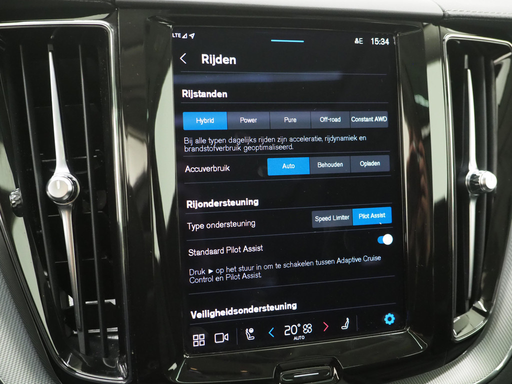 Volvo XC60 2.0 T6 Plug-in hybrid AWD Ultimate Dark Long Range 75