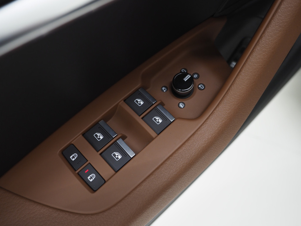 Audi A6 Avant 50 TFSI e quattro 18