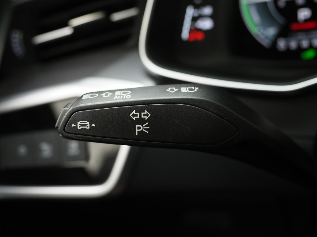 Audi A6 Avant 50 TFSI e quattro 21