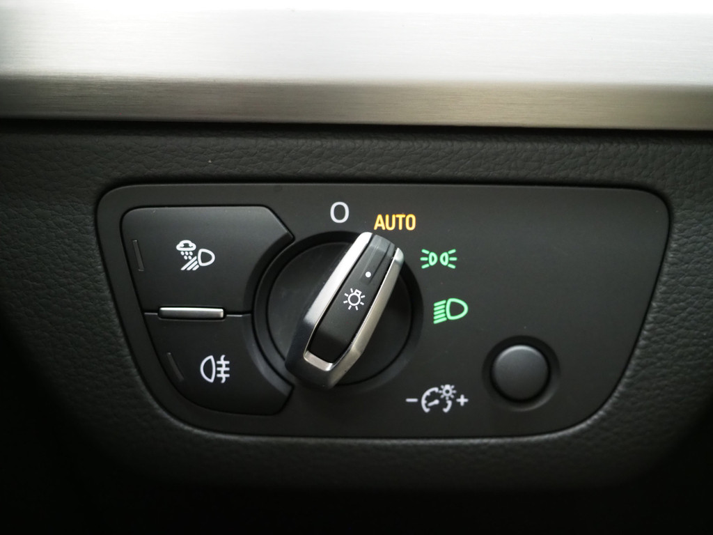 Audi Q5 55 TFSI e quattro Competition 18