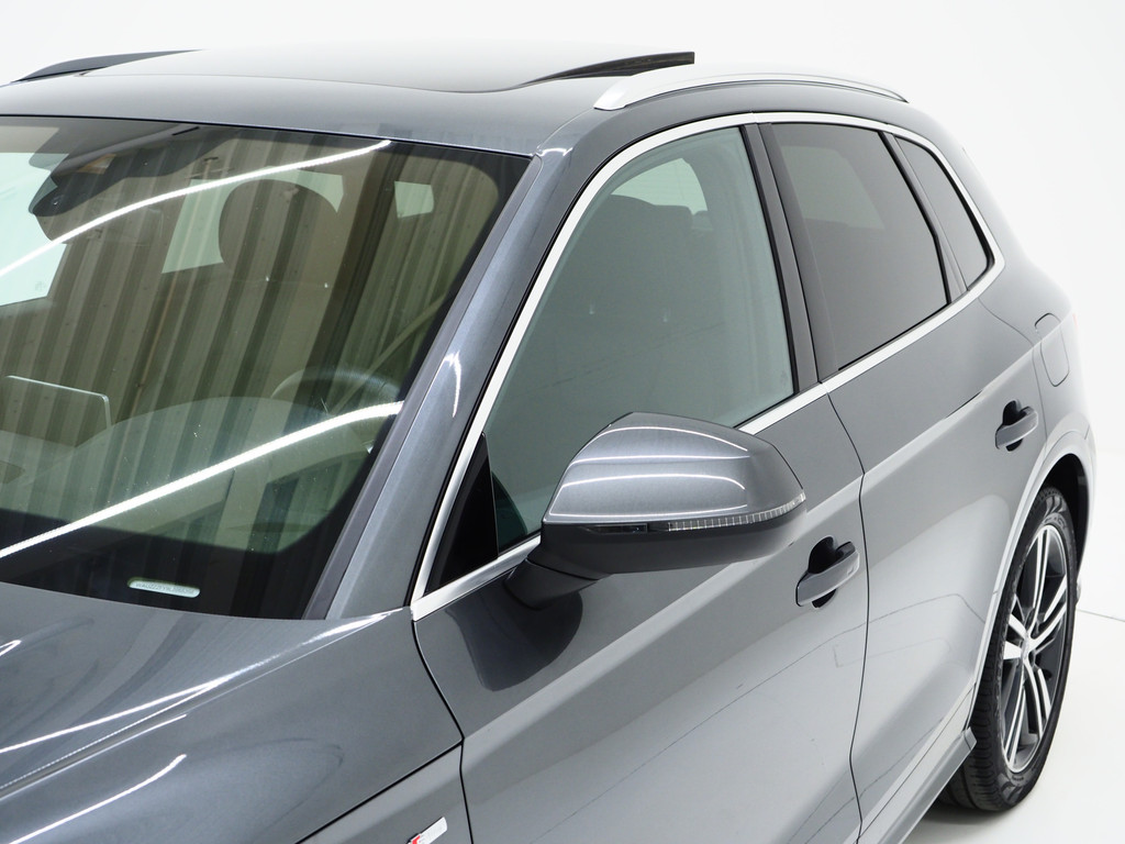 Audi Q5 55 TFSI e quattro Competition 53