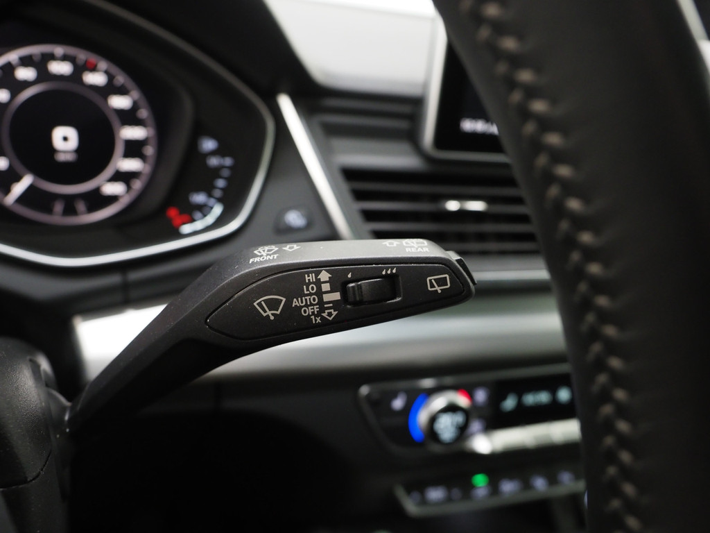 Audi Q5 55 TFSI e quattro Competition 64