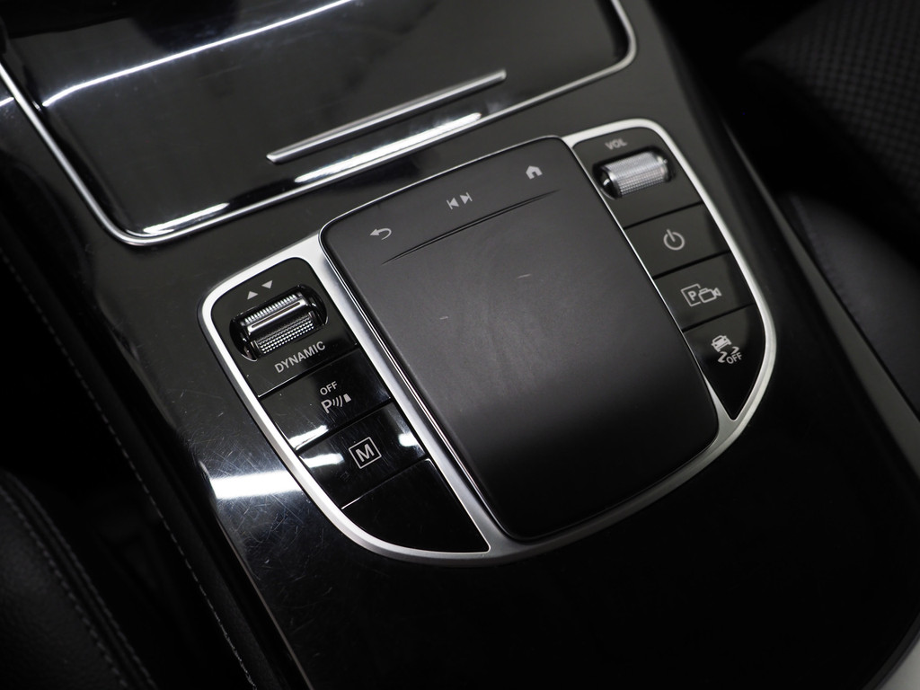 Mercedes-Benz GLC 300e 4MATIC 30