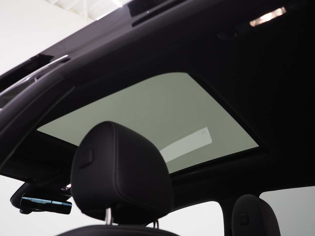 Mercedes-Benz A-Klasse 250 e Luxury Line 36