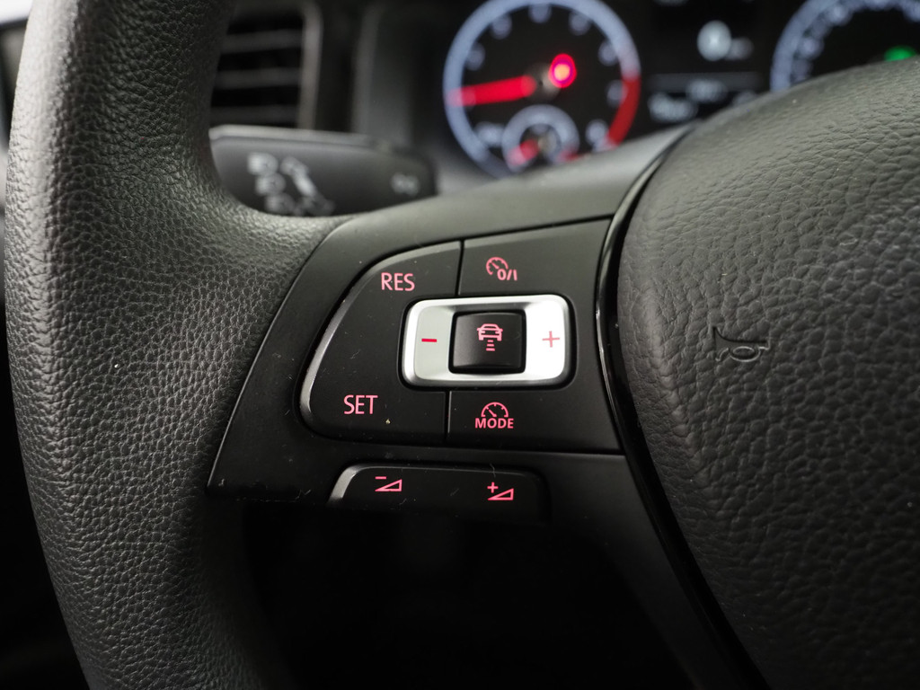 Volkswagen Polo 1.0 TSI DSG Automaat 19