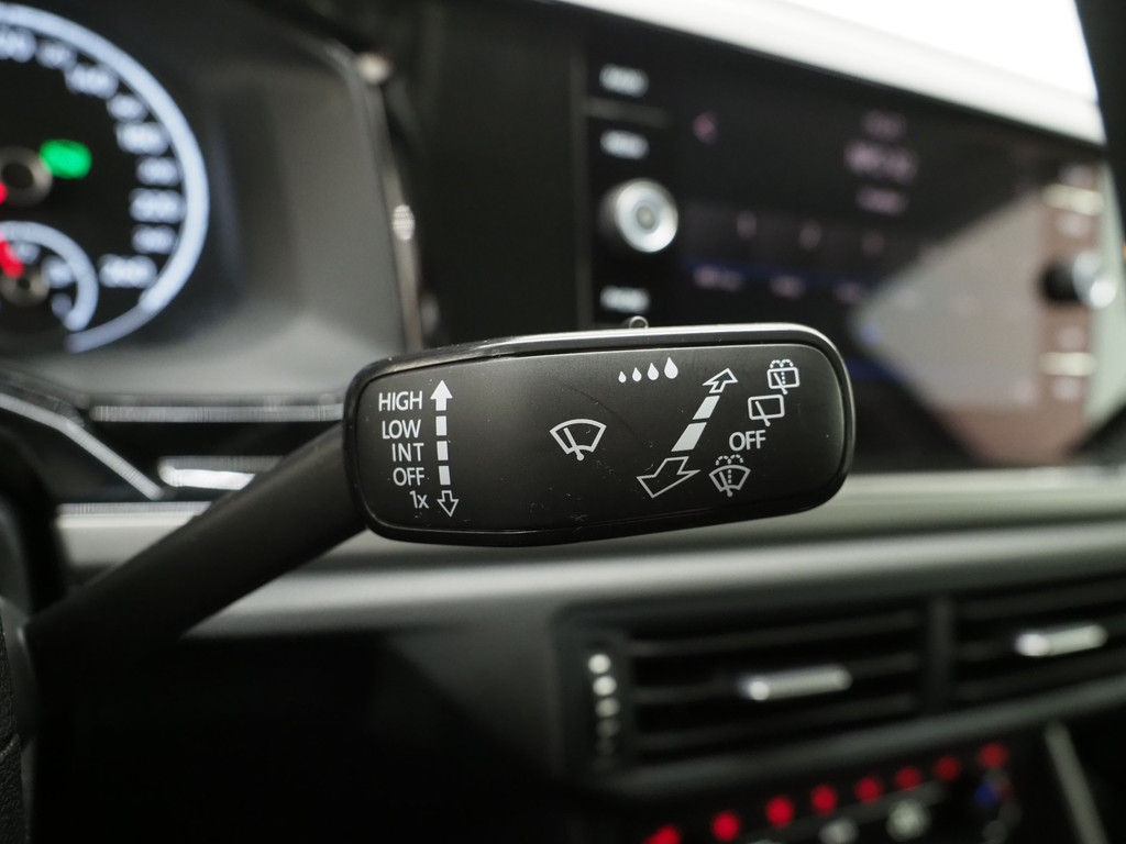 Volkswagen Polo 1.0 TSI DSG Automaat 21