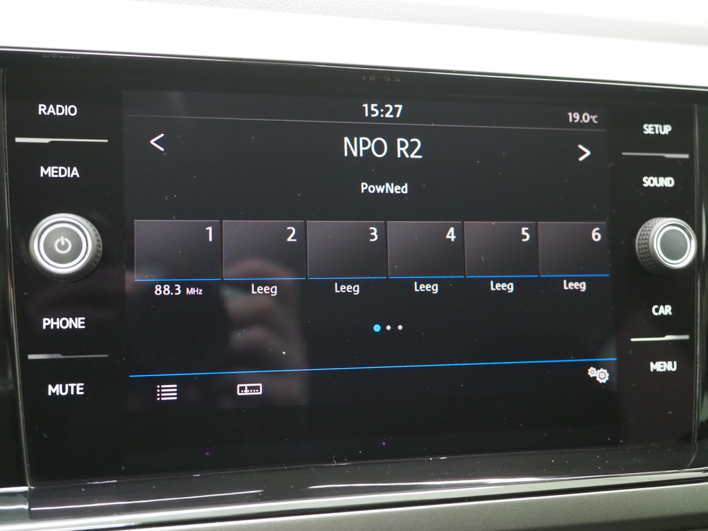 Volkswagen Polo 1.0 TSI DSG Automaat 23