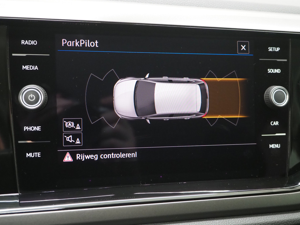 Volkswagen Polo 1.0 TSI DSG Automaat 26