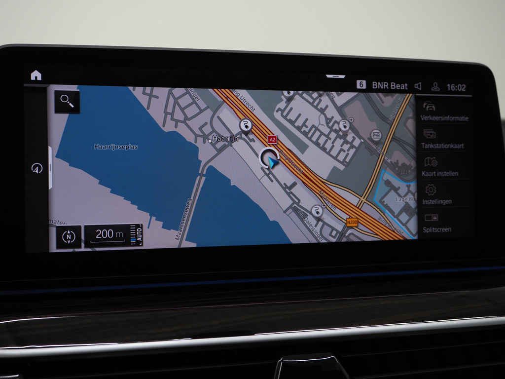 BMW 5 Serie Touring 530e xDrive 26