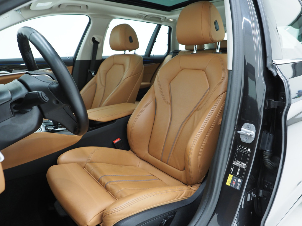 BMW 5 Serie Touring 530e xDrive 3