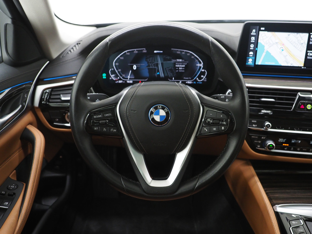 BMW 5 Serie Touring 530e xDrive 33