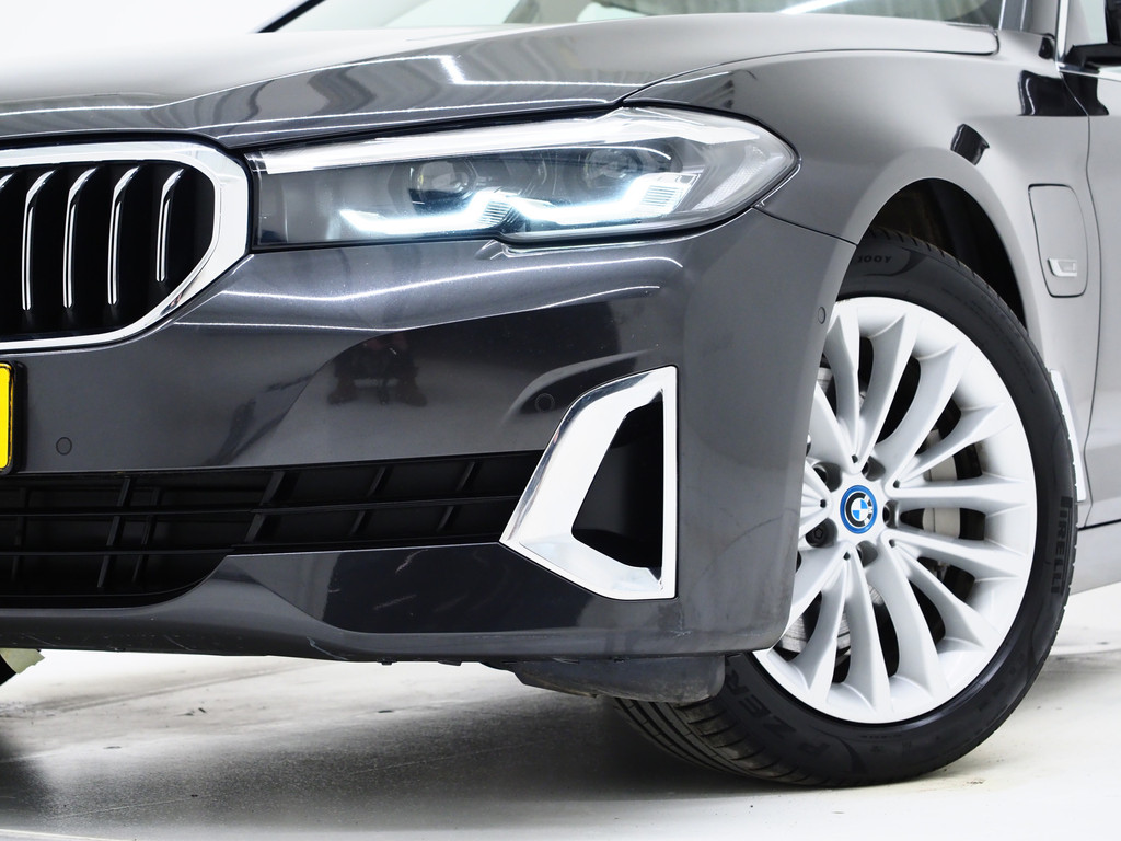 BMW 5 Serie Touring 530e xDrive 5