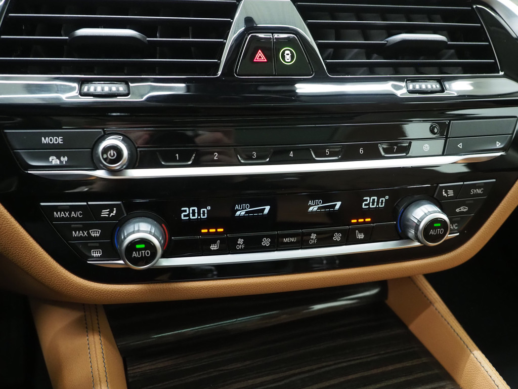 BMW 5 Serie Touring 530e xDrive 68