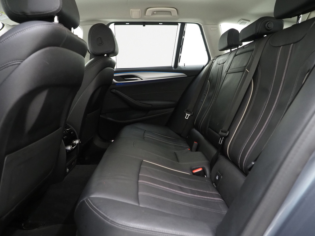 BMW 5 Serie Touring 520e Business Edition Plus 36