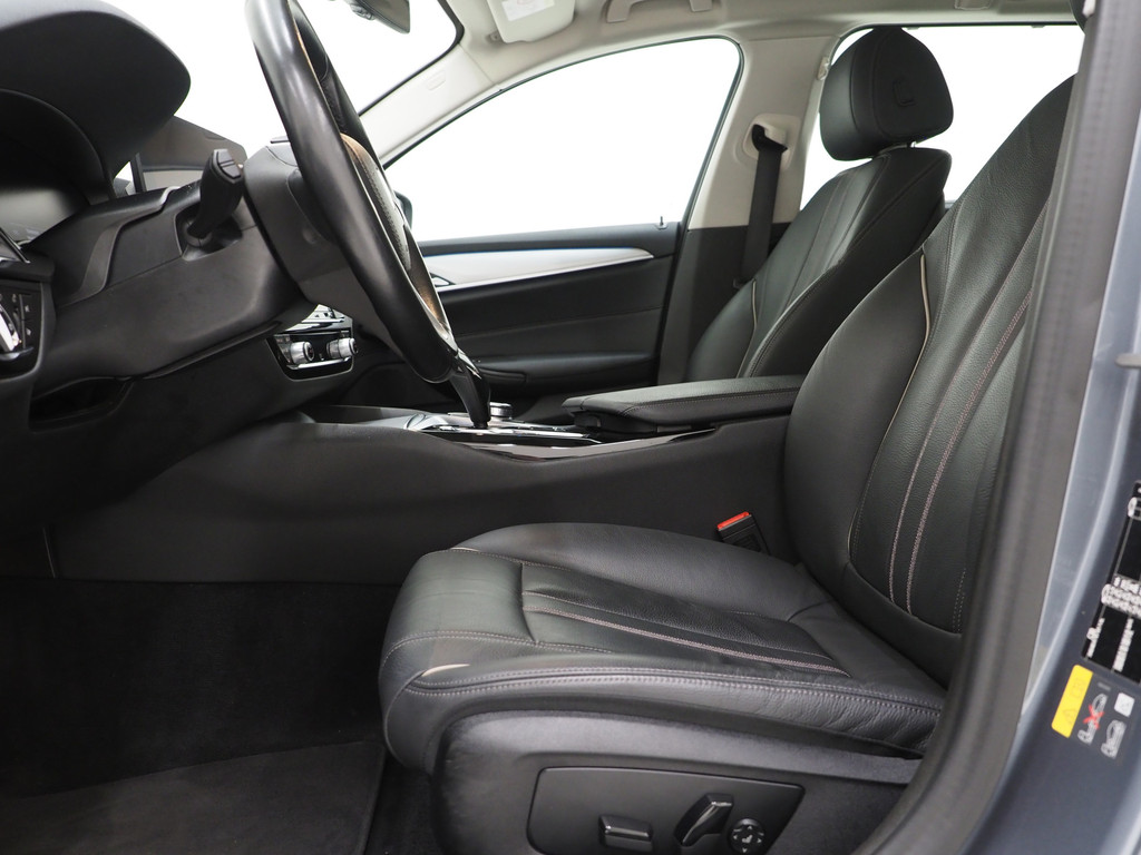 BMW 5 Serie Touring 520e Business Edition Plus 54