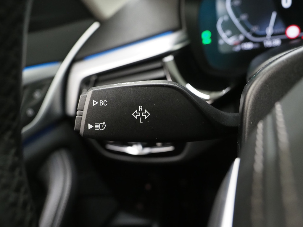 BMW 5 Serie Touring 520e Business Edition Plus 59