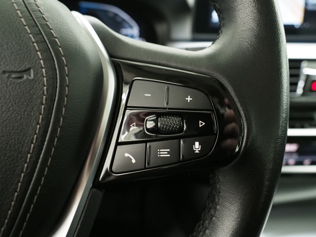 BMW 5 Serie Touring 520e Business Edition Plus 61