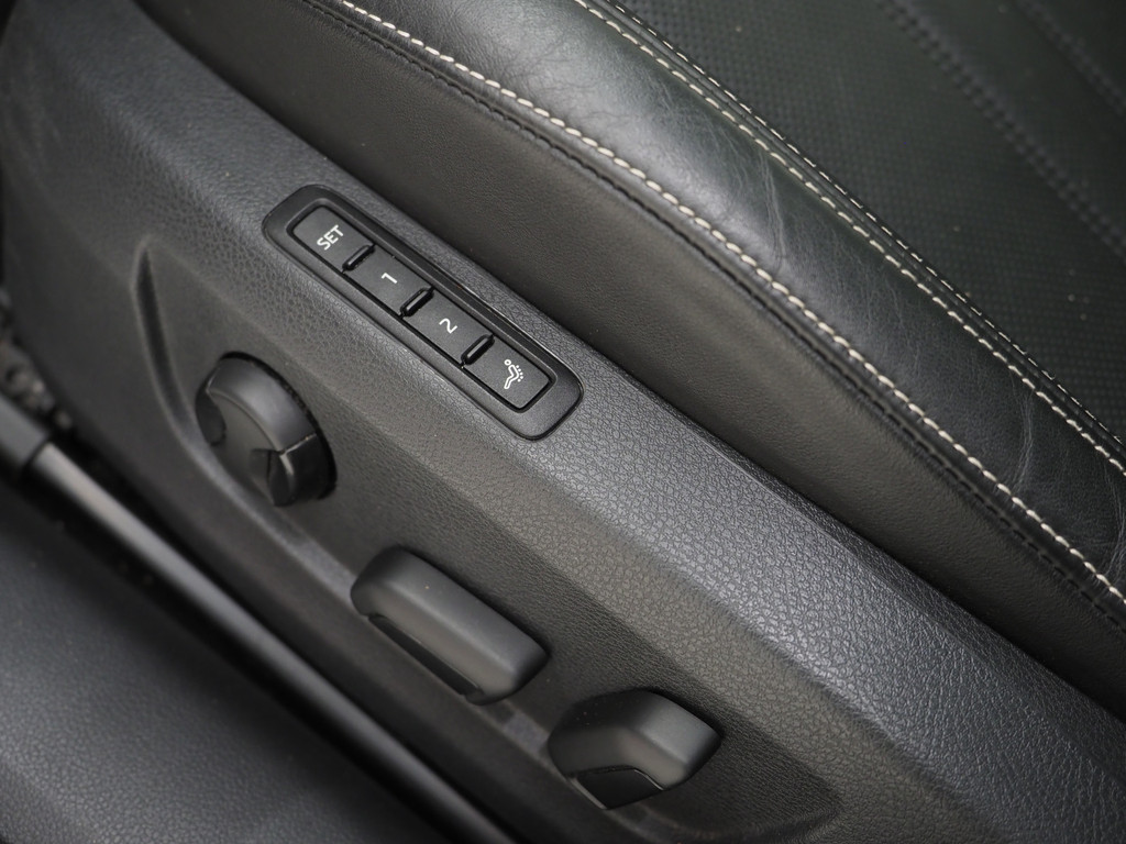 Škoda Superb Combi 1.4 TSI iV Laurin & Klement 20