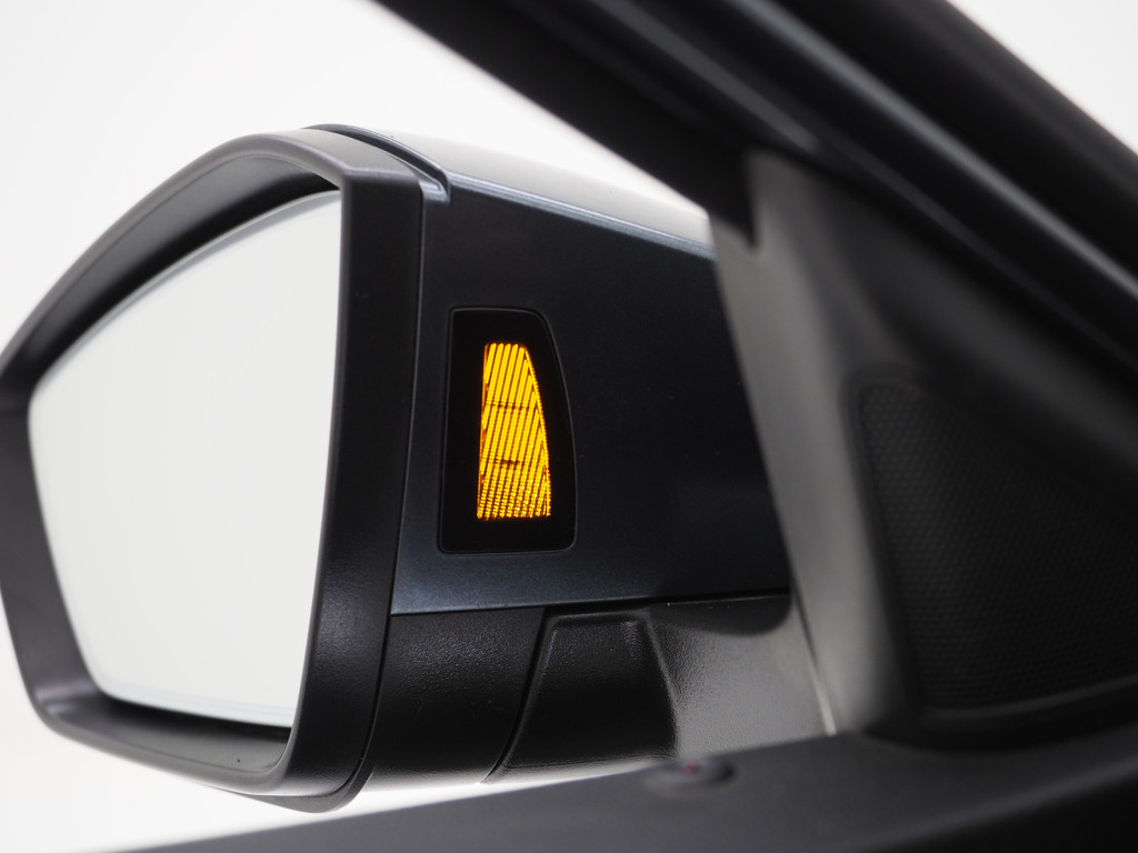 Škoda Superb Combi 1.4 TSI iV Laurin & Klement 61