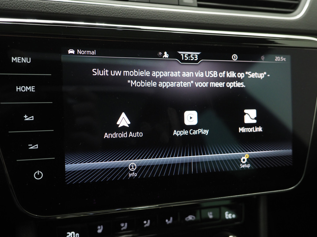 Škoda Superb Combi 1.4 TSI iV Laurin & Klement 74