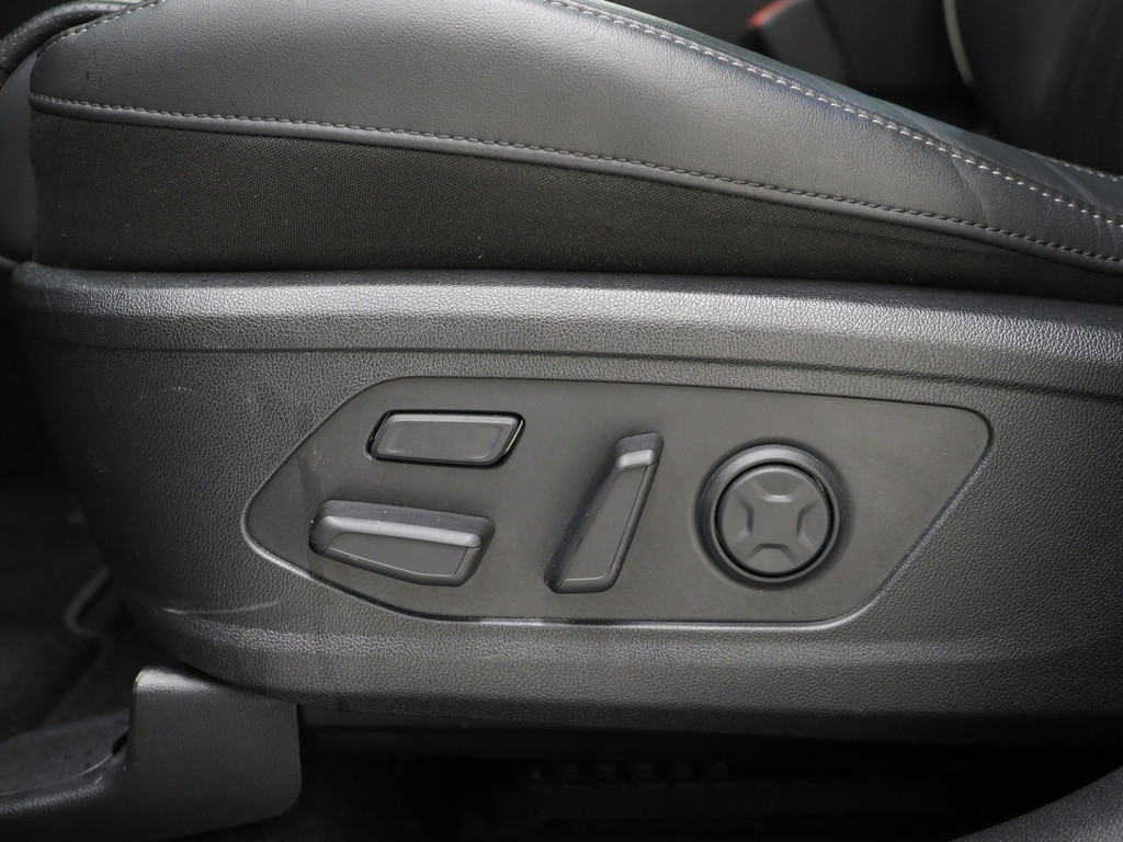 Kia Sorento 1.6 T-GDI Plug-in Hybrid 4WD ExecutiveLine 23