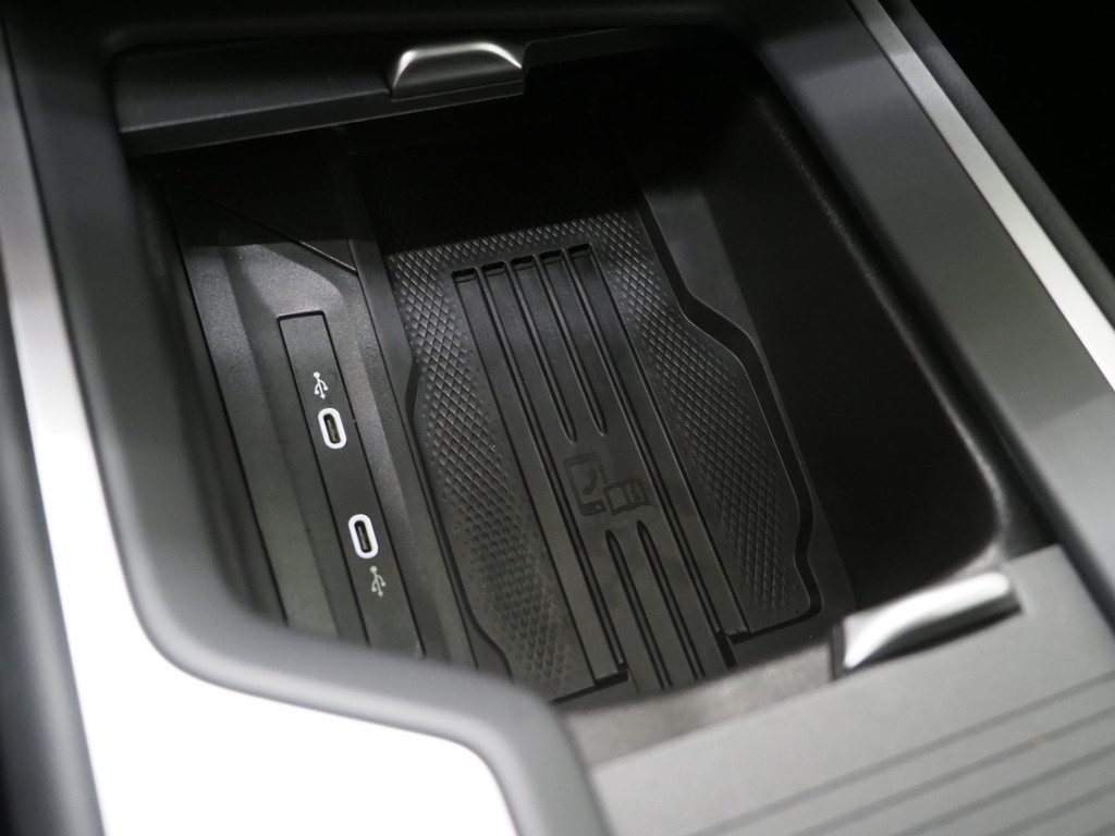 Volkswagen Passat Variant 1.5 eHybrid 204PK 37