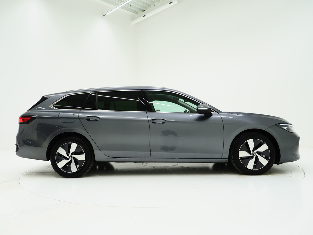 Volkswagen Passat Variant 1.5 eHybrid 204PK 53