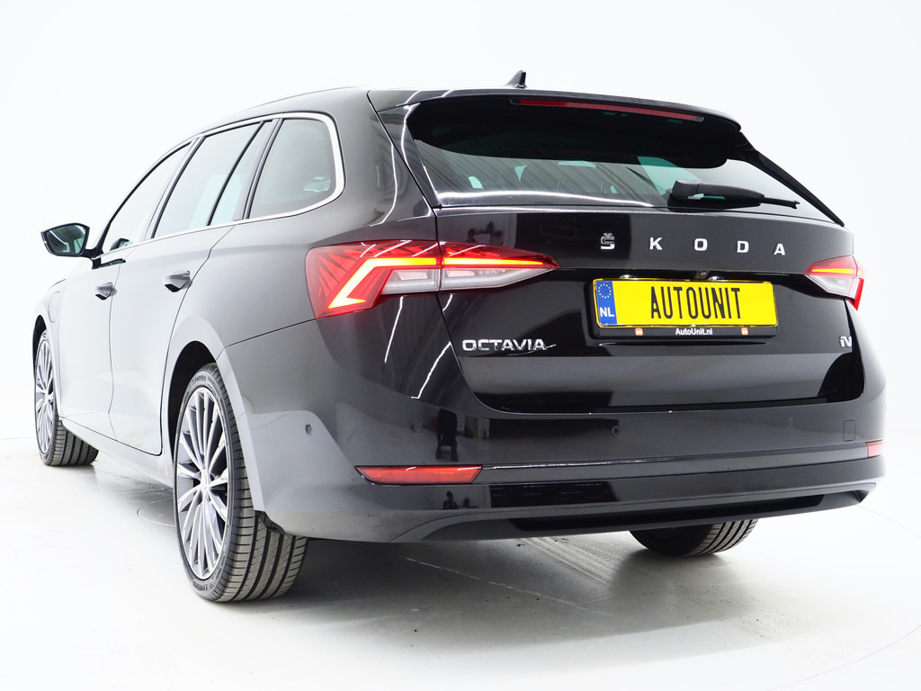 Škoda Octavia Combi 1.4 TSI iV PHEV Style 48
